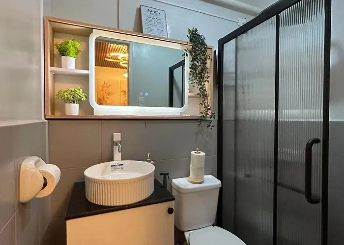 Uppadar Hollie Staycation Appartement Mandaue-stad
